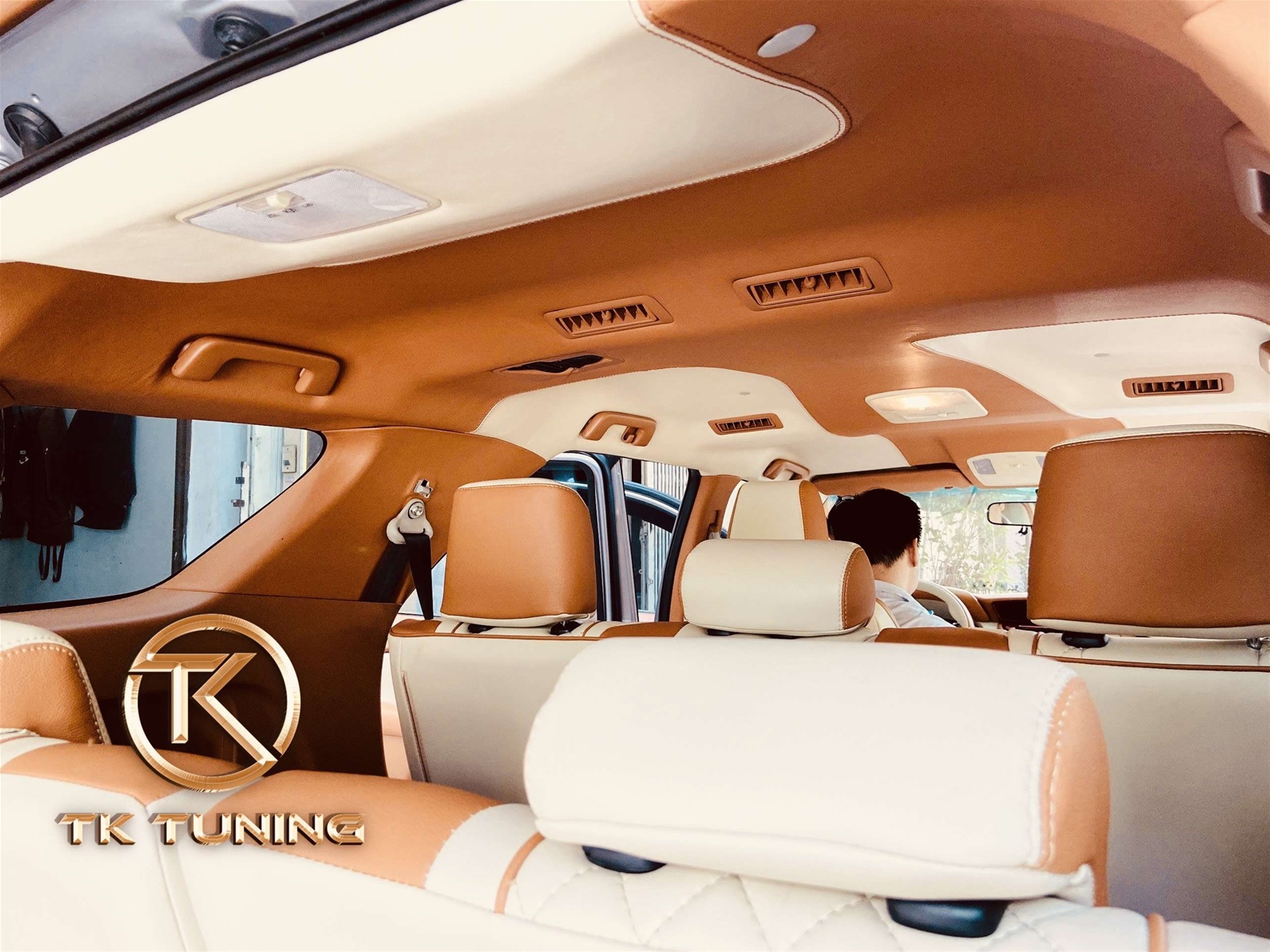 dán trần da cho xe toyota fortuner tại tphcm